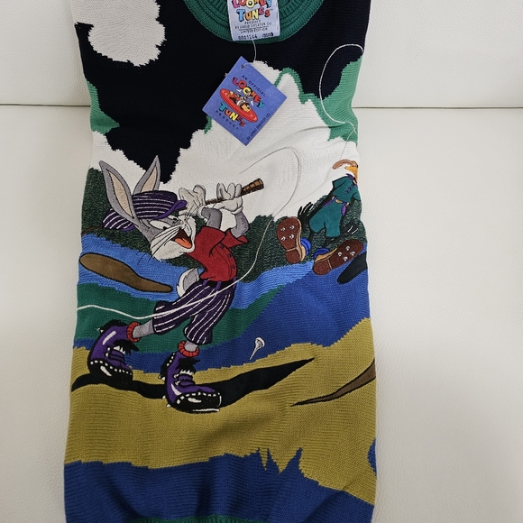 Sweater - Picture 7 of 9